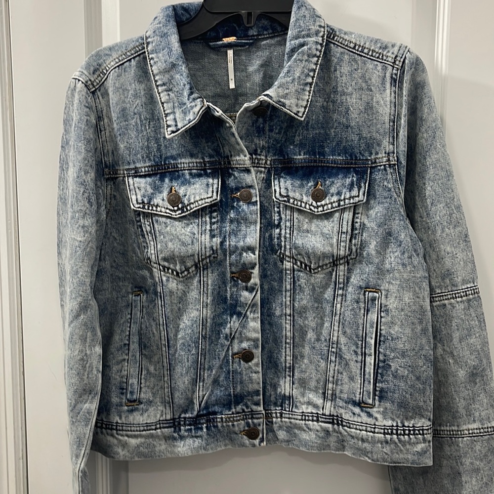 Free People Indigo Acid Wash Jean Jacket - Picture 1 of 5